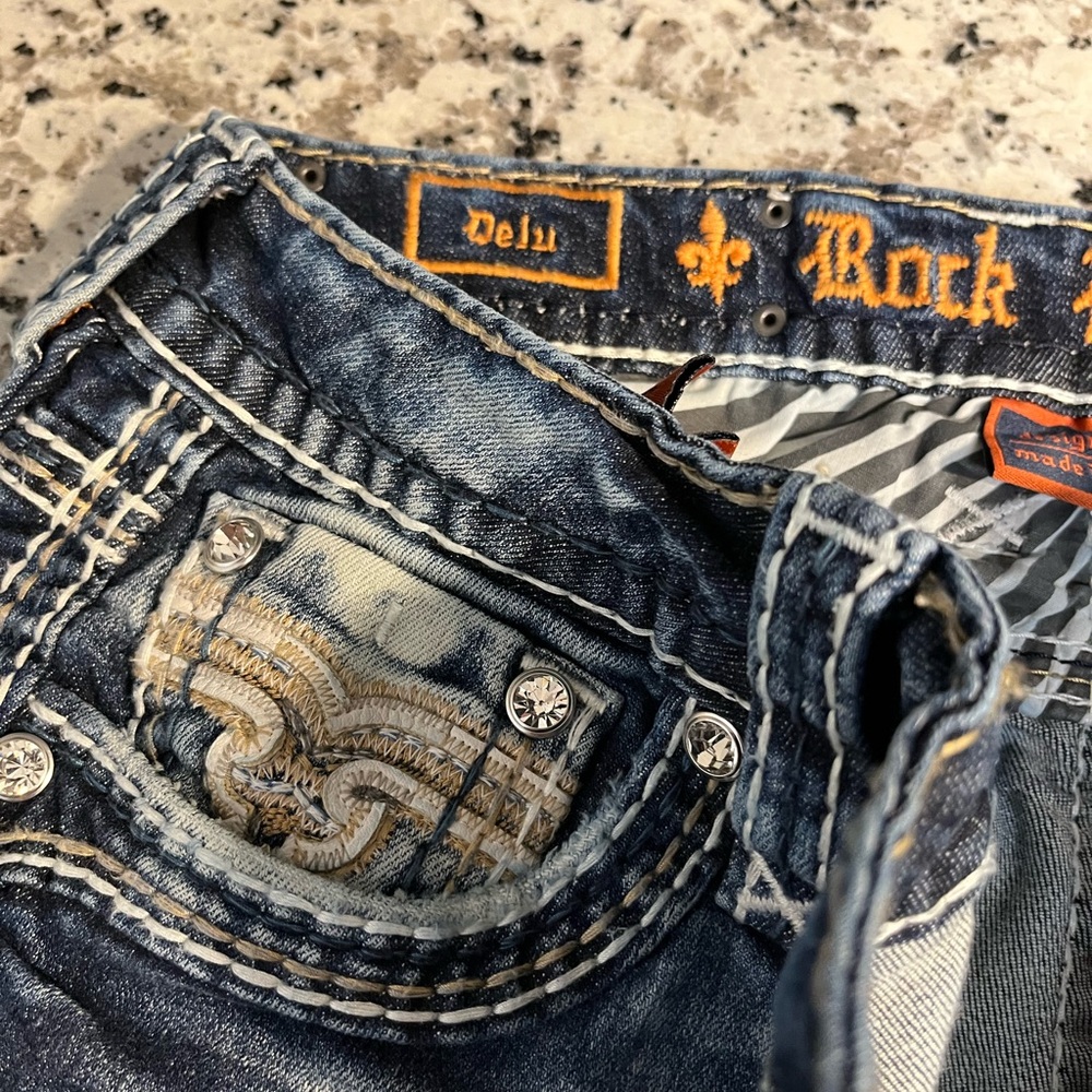 Rock Revival Jeans - Picture 11 of 12